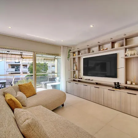 Ref 1442 - Center - For Rent Апартаменты